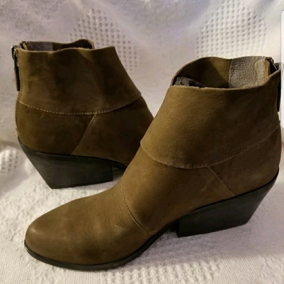 Eileen Fisher ankle boot 6 Tag olive green nubuck - Picture 4 of 7